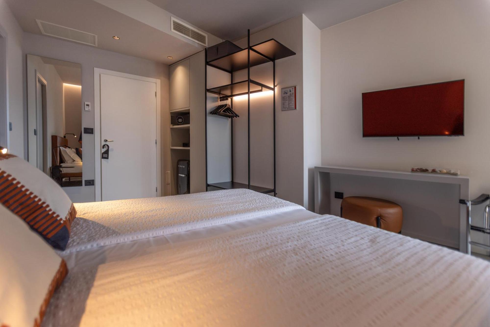 Meridiana Hotel